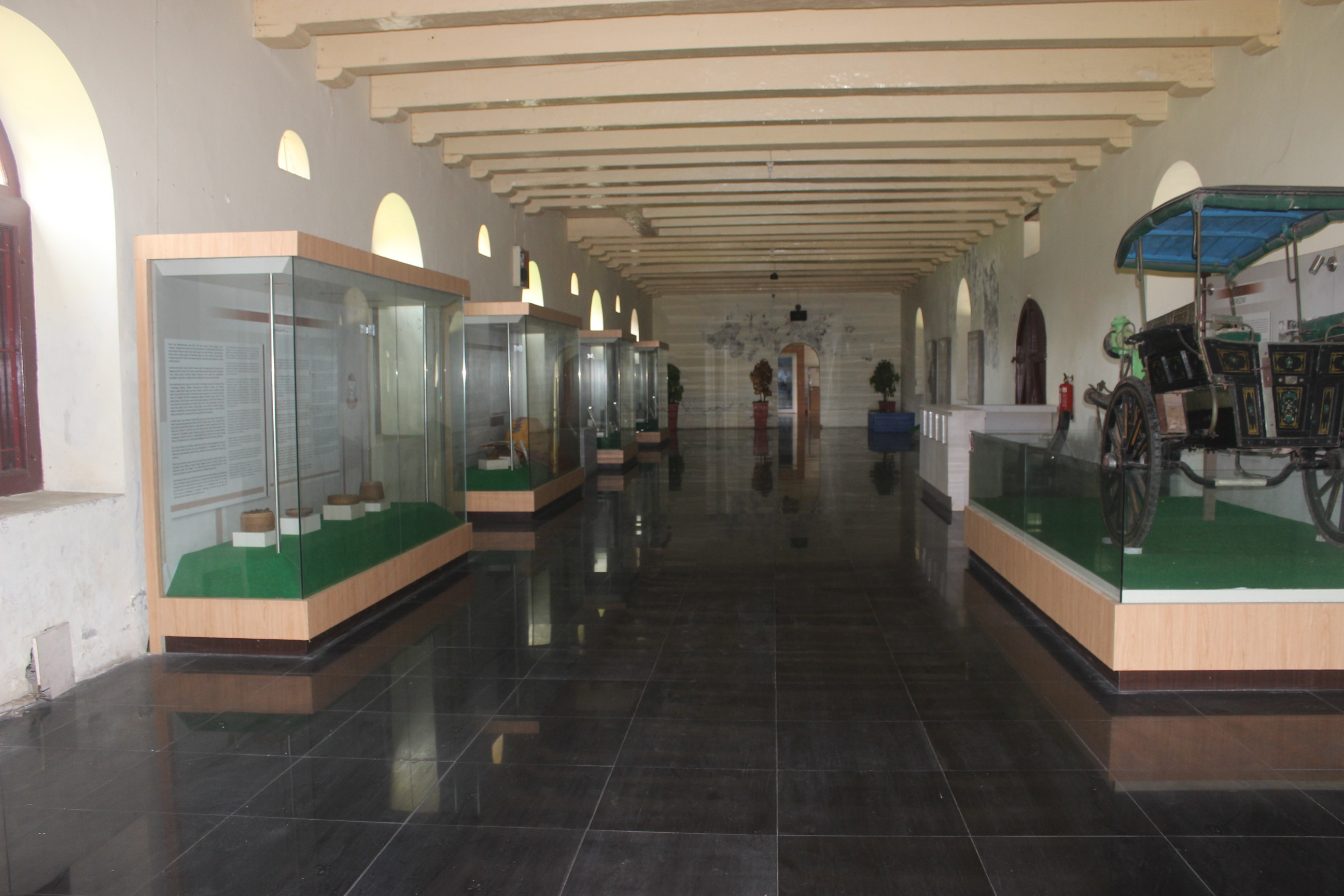 PERTUMBUHAN DAN PERKEMBANGAN KOTA